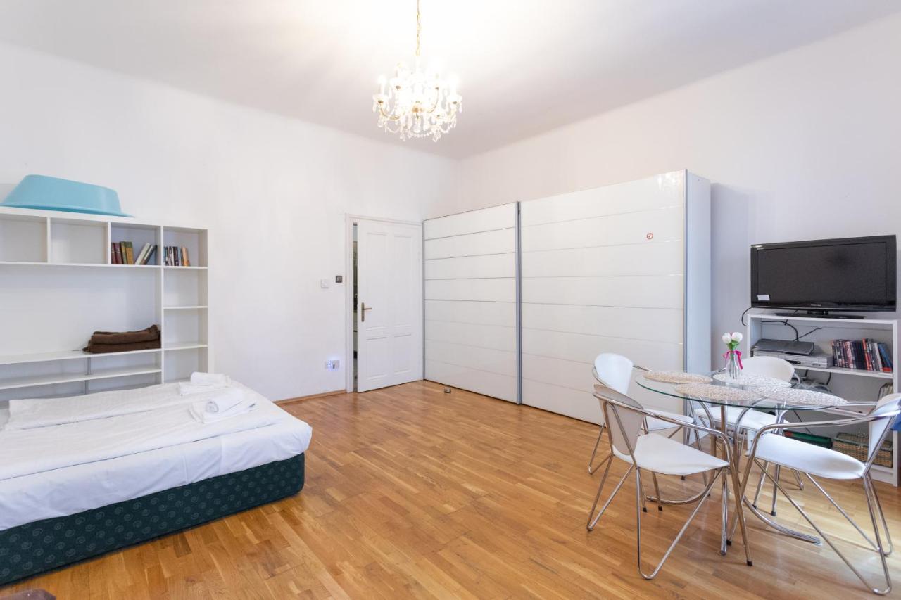 Central Garden Apartments 비엔나 외부 사진